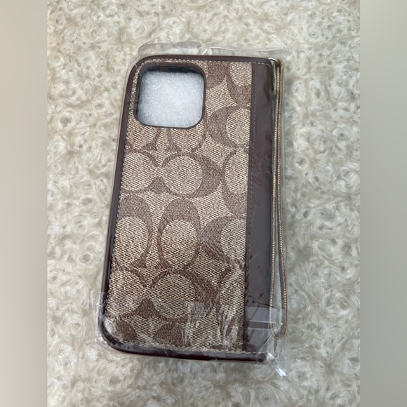 COACH iPhone 12 Pro max Flip Wallet Phone case - Picture 10 of 13